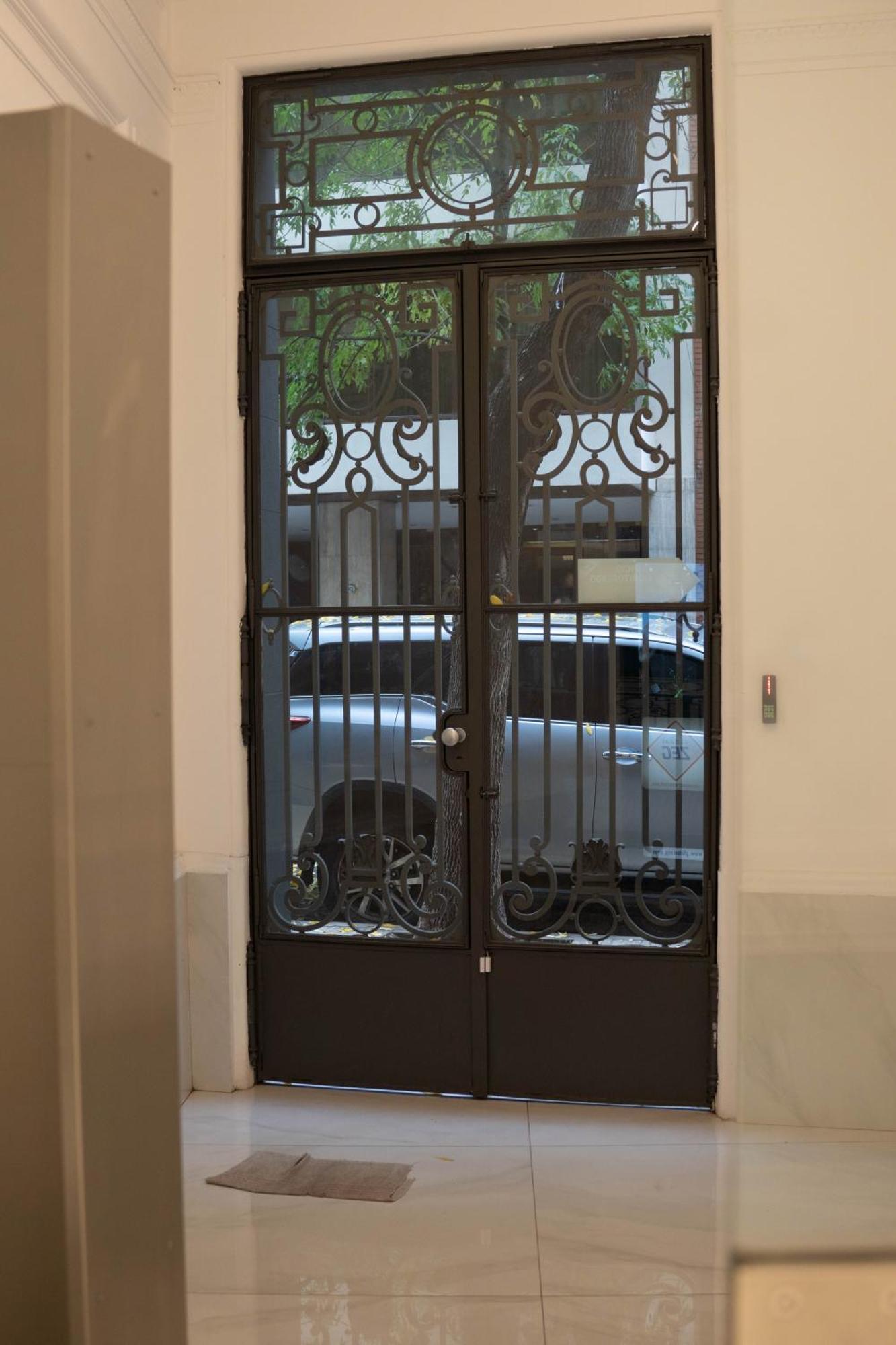Vizion Juncal- Encanto Frances En El Corazon De Recoleta Buenos Aires Exterior photo